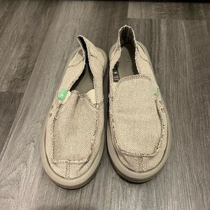Women’s Sanuks. Women’s size 8. Only worn a few times.